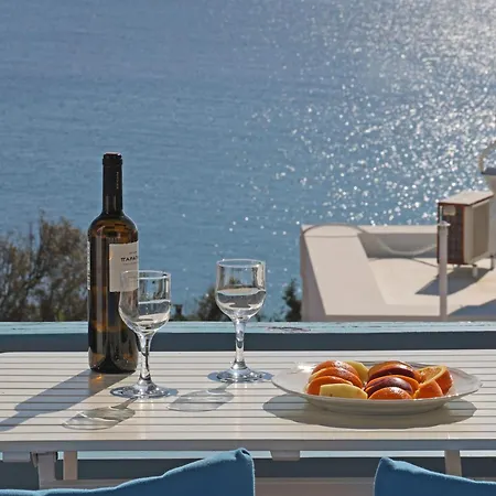 Ebatis Sea View * Vári