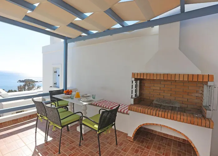 Ebatis Sea View Appartement Vári